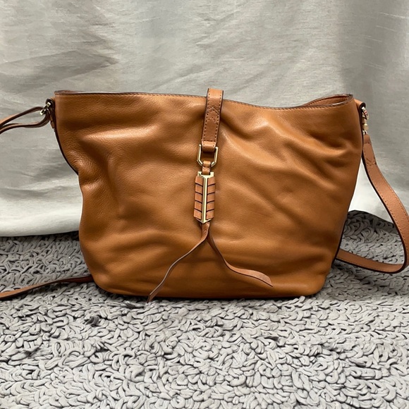 Soft Leather camel handbag - Picture 2 of 3